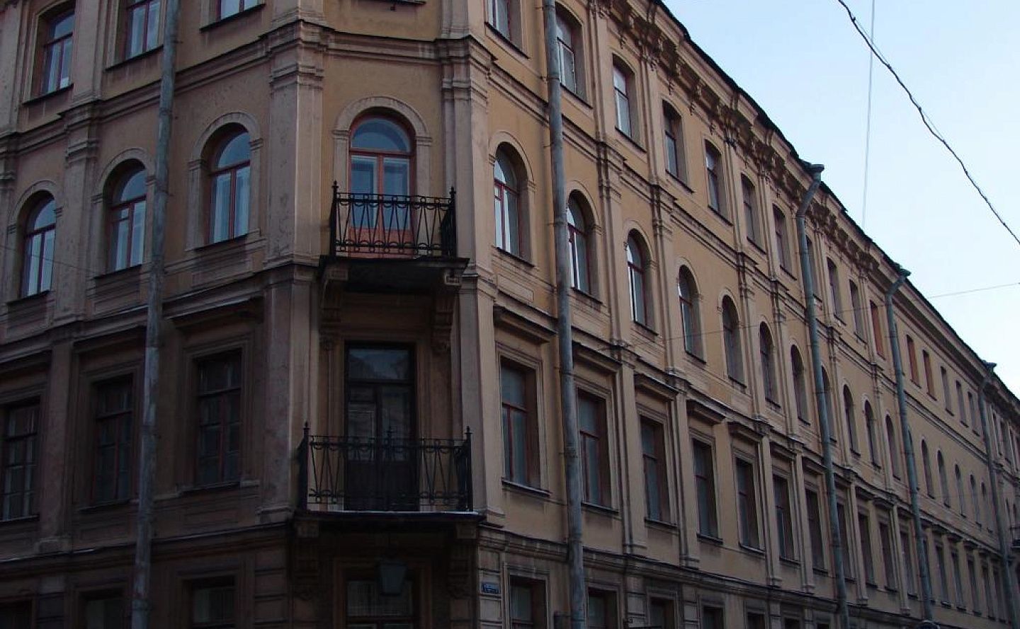 Пешеходная экскурсия "Петербург Достоевского" - Изображение 1